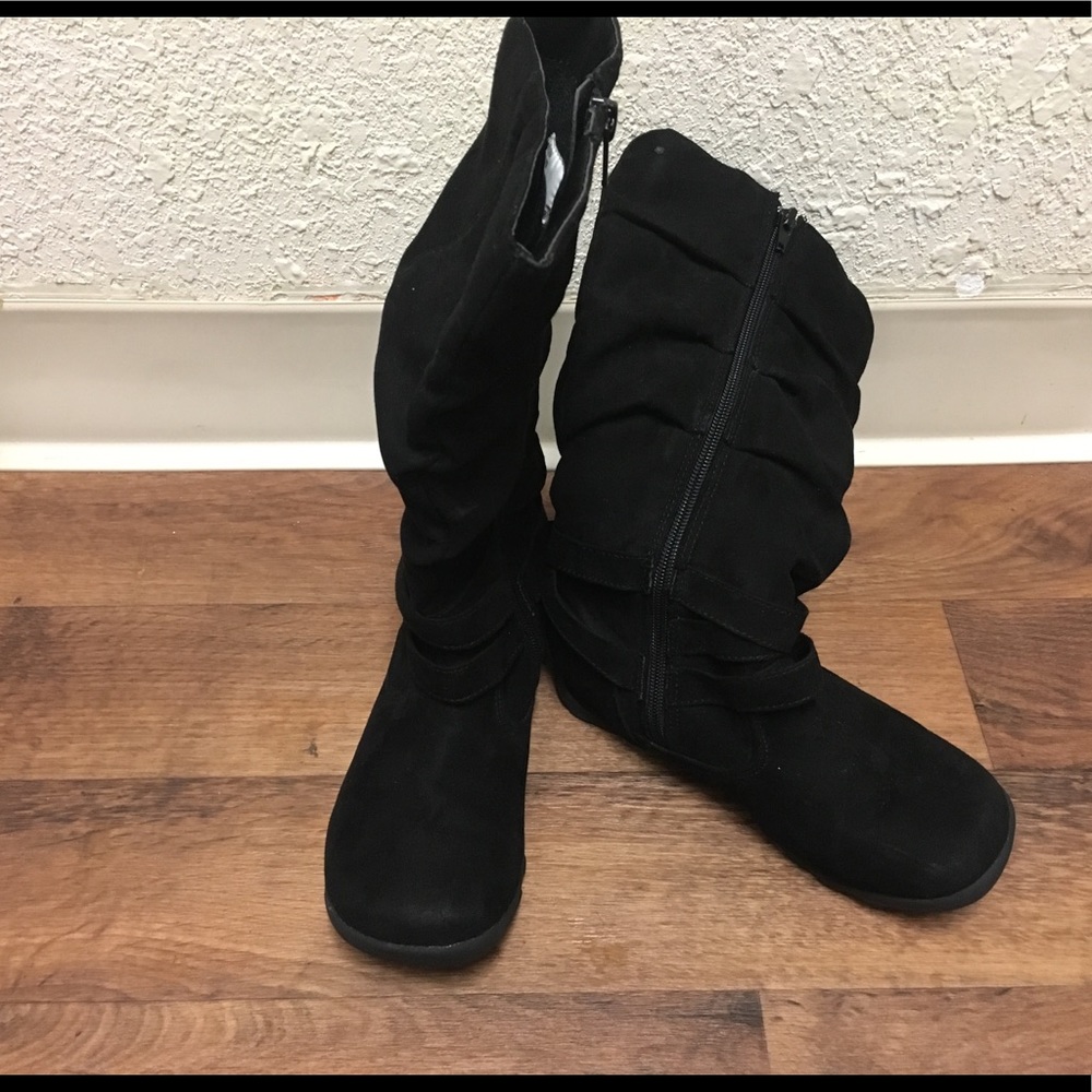 Black kid boots